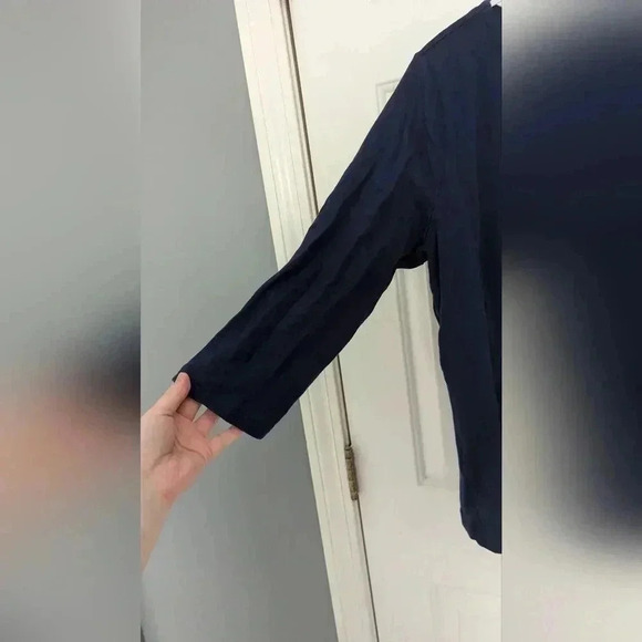 Croft And Barrow Navy Three-Quarter Sleeve Women's Top Size Large Boatneck (EUC) - Picture 10 of 11